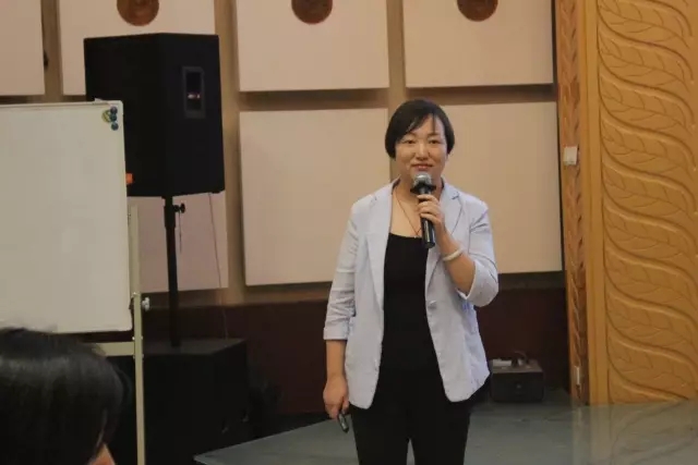 拥有丰富经验的第一资产副总经理王晶丽带来了精彩分享,接受挑战,拥抱
