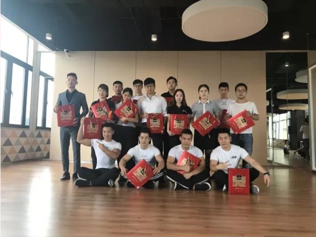 360截图20171208175443379.jpg