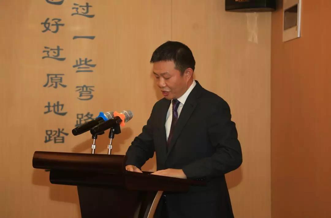 图为: 陕西金控集团党委书记,董事长刘红旗